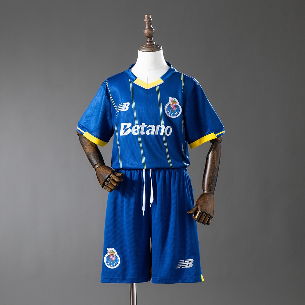 Kit Infantil Quartenário FC Porto 25/26